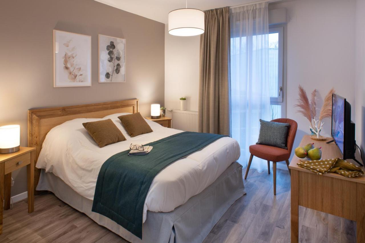 Domitys Les Cerneaux Aparthotel Hazebrouck Bagian luar foto